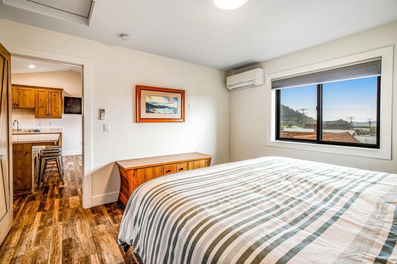Dungeness Suite Garibaldi Exterior photo